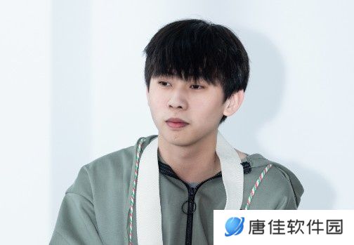 icon：前天Ale跟我打电话还说他们和HLE打训练赛有来有回呢！